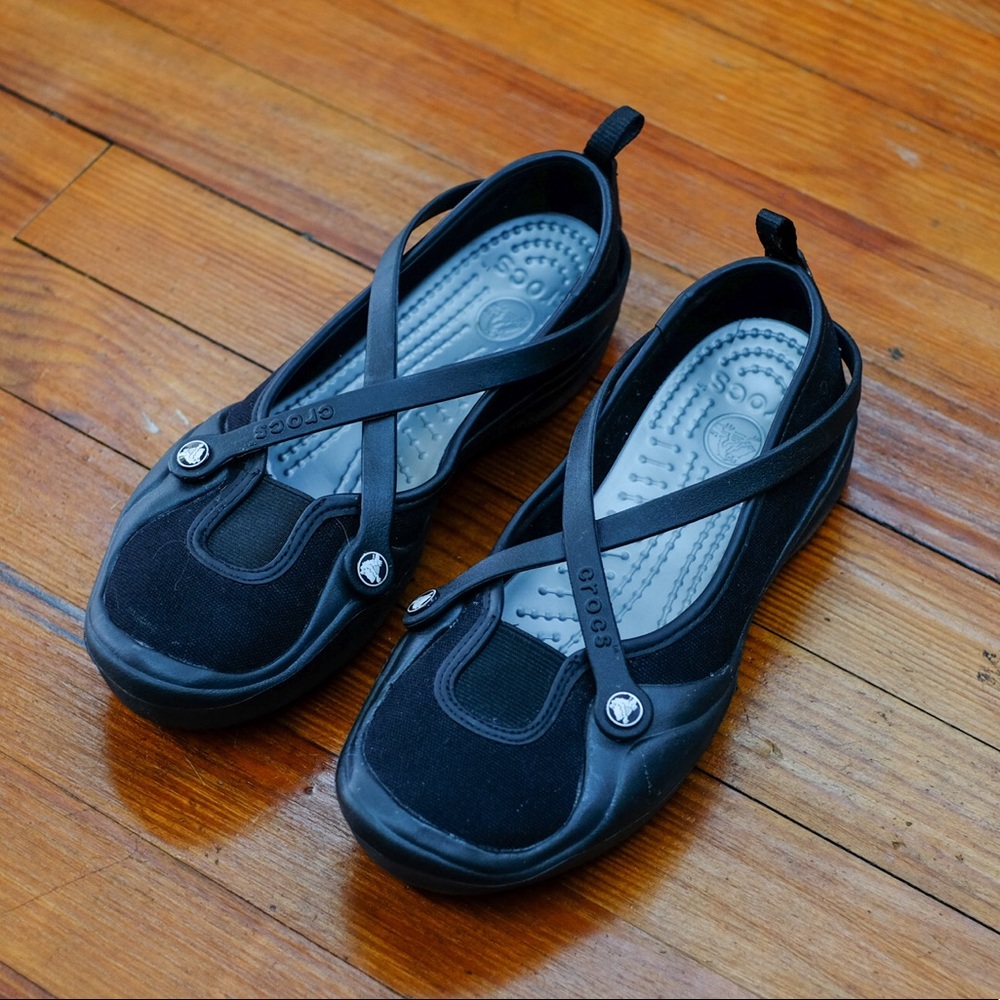 NEVER WORN Croc brand work shoes size 7